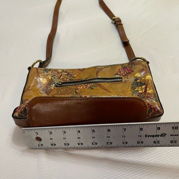 PATRICIA NASH Kirby My European Trip East-West Crossbody Bag - Picture 6 of 13